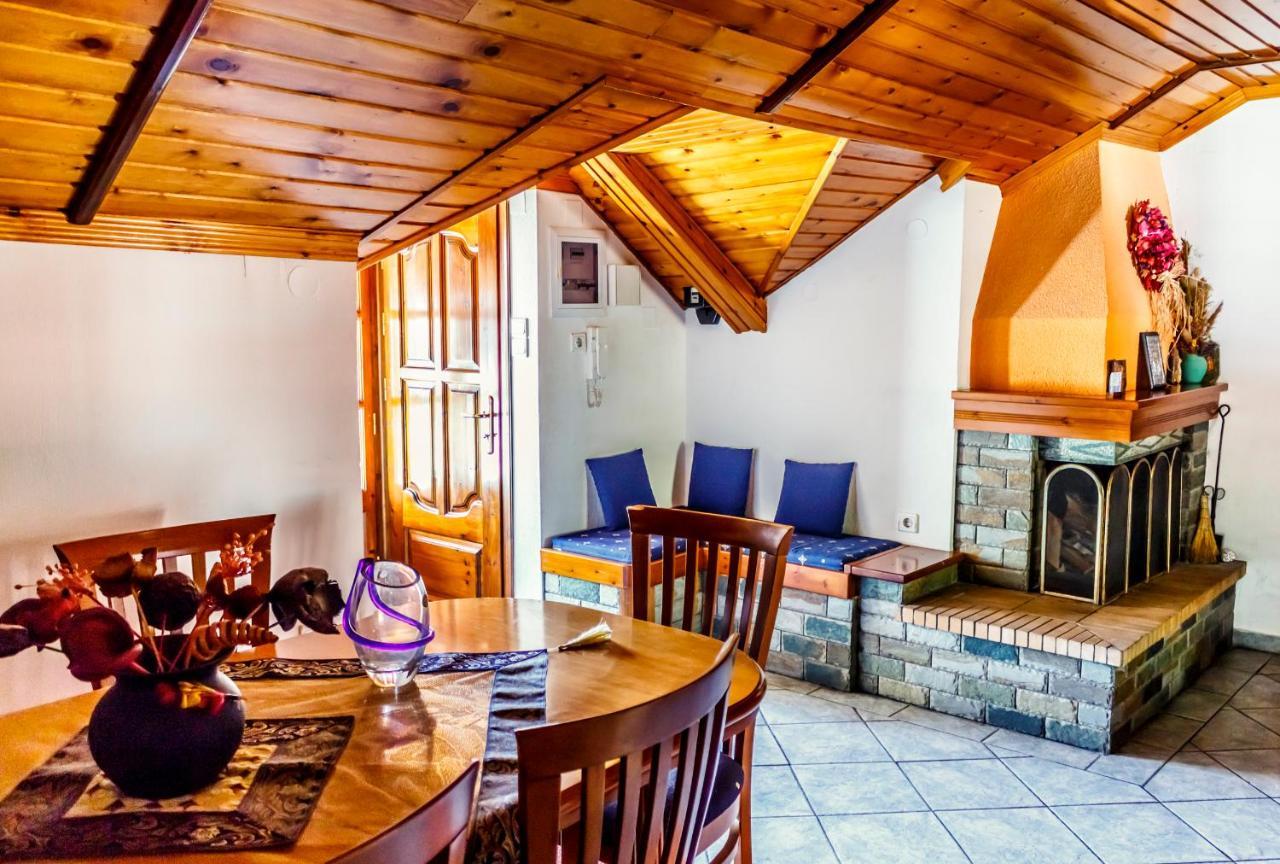 Elation Woodhouse Apartment Luaran gambar